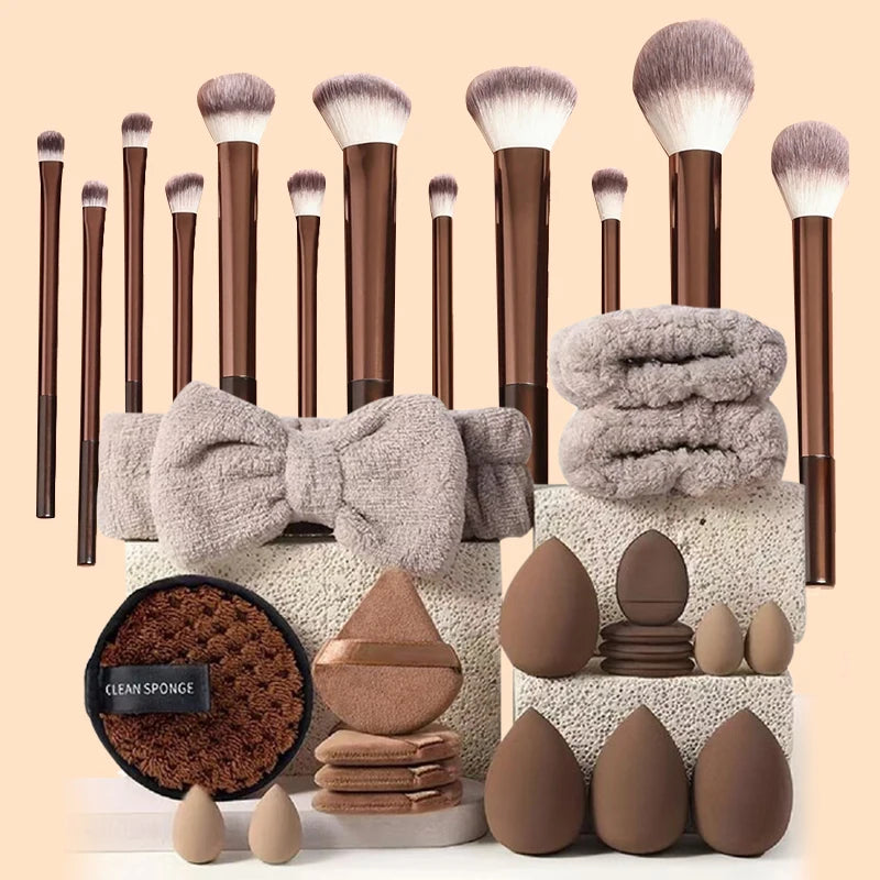 Chic Brown Makeup Tool Kit