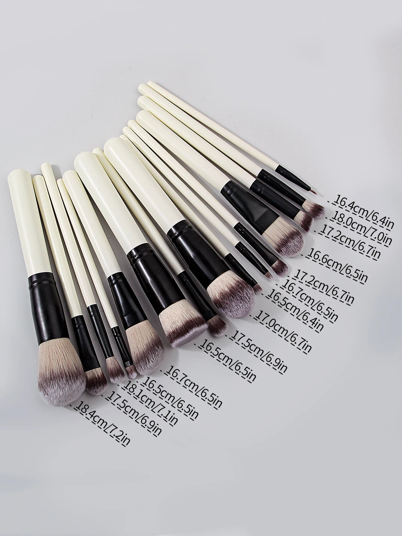 GlowPro 15-Piece Premium Brush Kit — Travel & Beginner Friendly